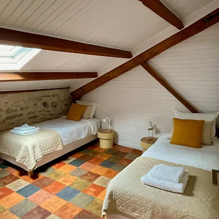 Stunning Boutique Flore At Vive Le Дом отдыха Bussiere-Badil