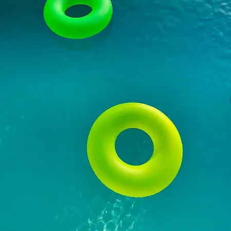 Дом отдыха Stunning Boutique Flore At Vive Le