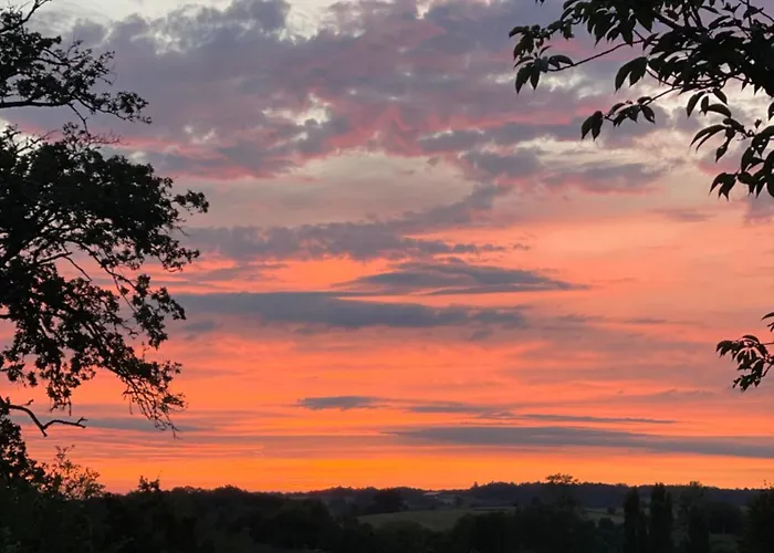 Stunning Boutique Flore At Vive Le Bussière-Badil