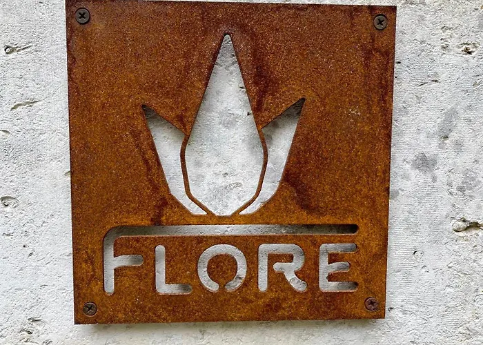 Stunning Boutique Flore At Vive Le